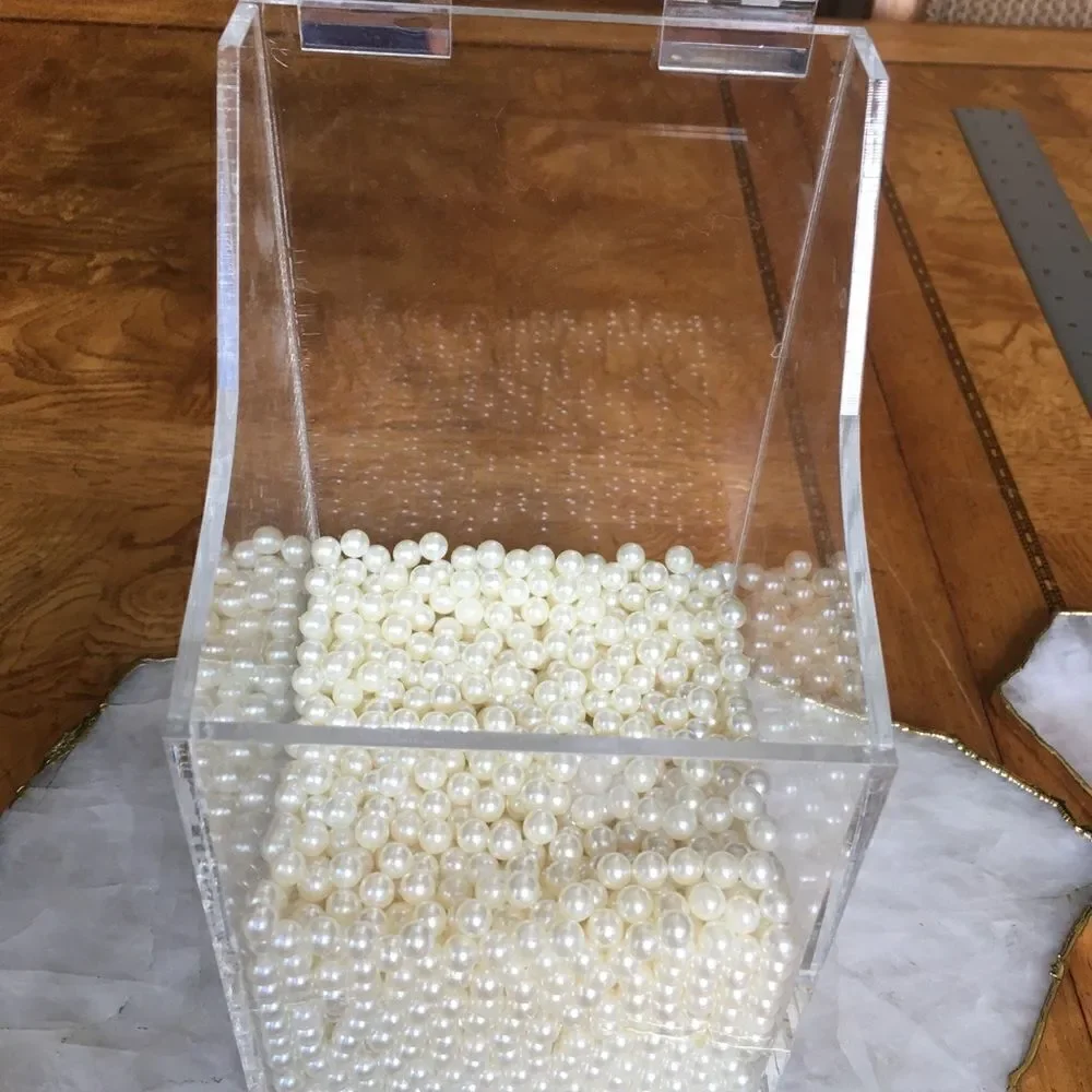 N/A acrylic pearl